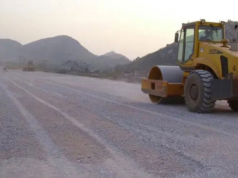 公路路基路面